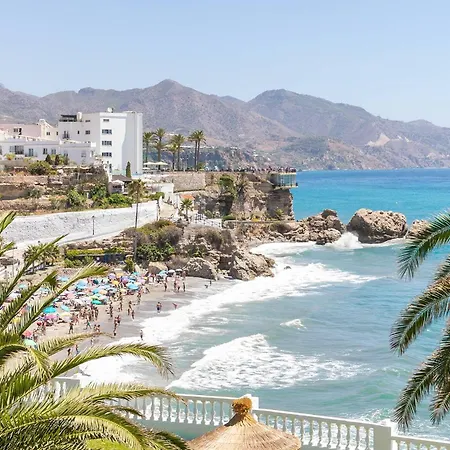 Palmeras 21 Vacacional Нерха